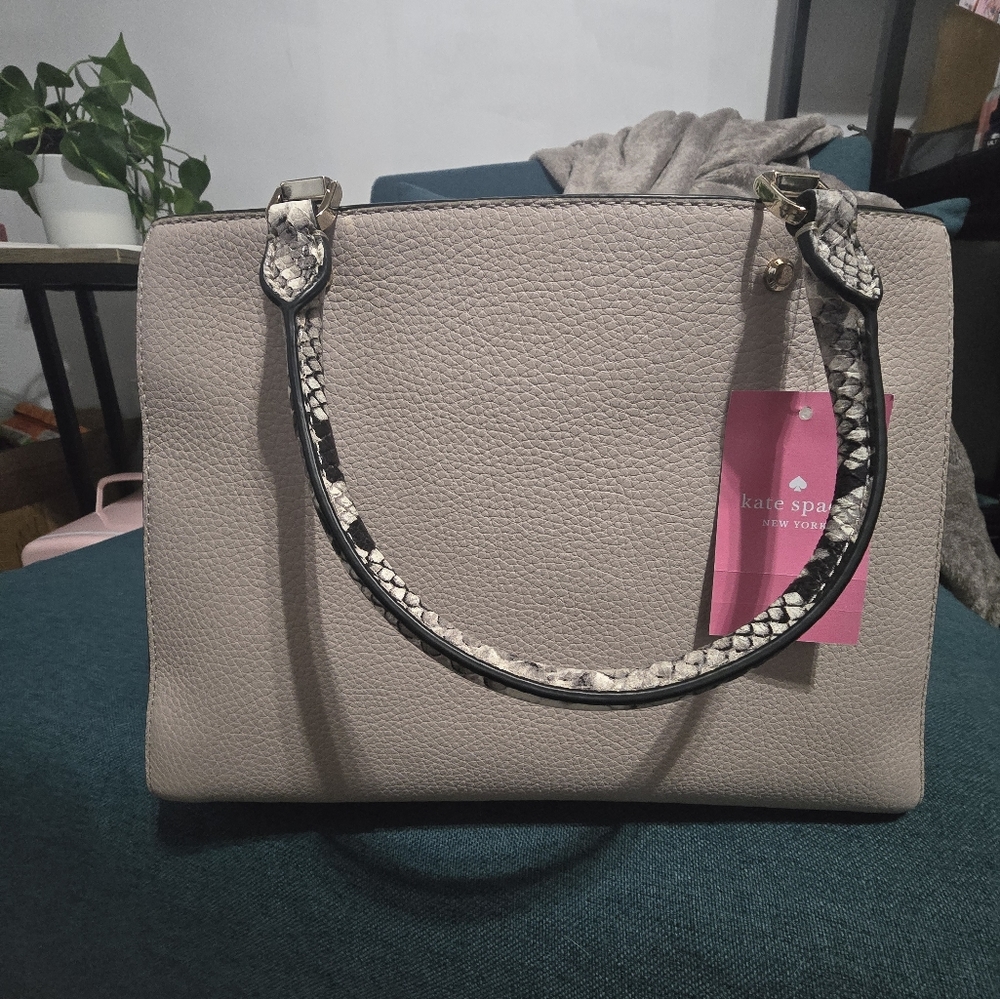 Snake skin print